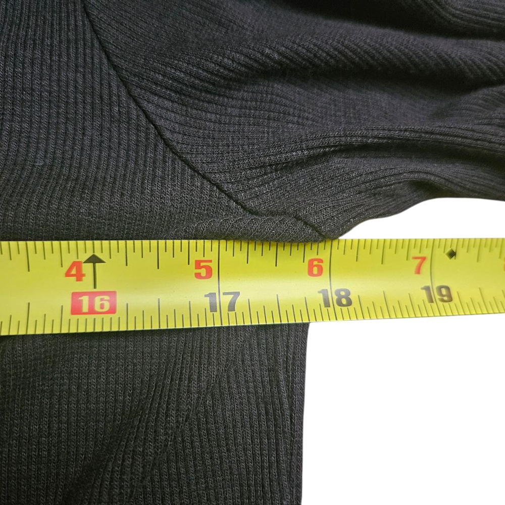 Venus Medium Black Plaid Hem Henley Long Sleeve Top - Picture 6 of 8